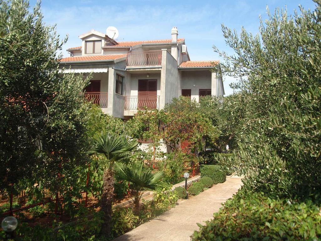 Apartments Ukic Tribalj 外观 照片